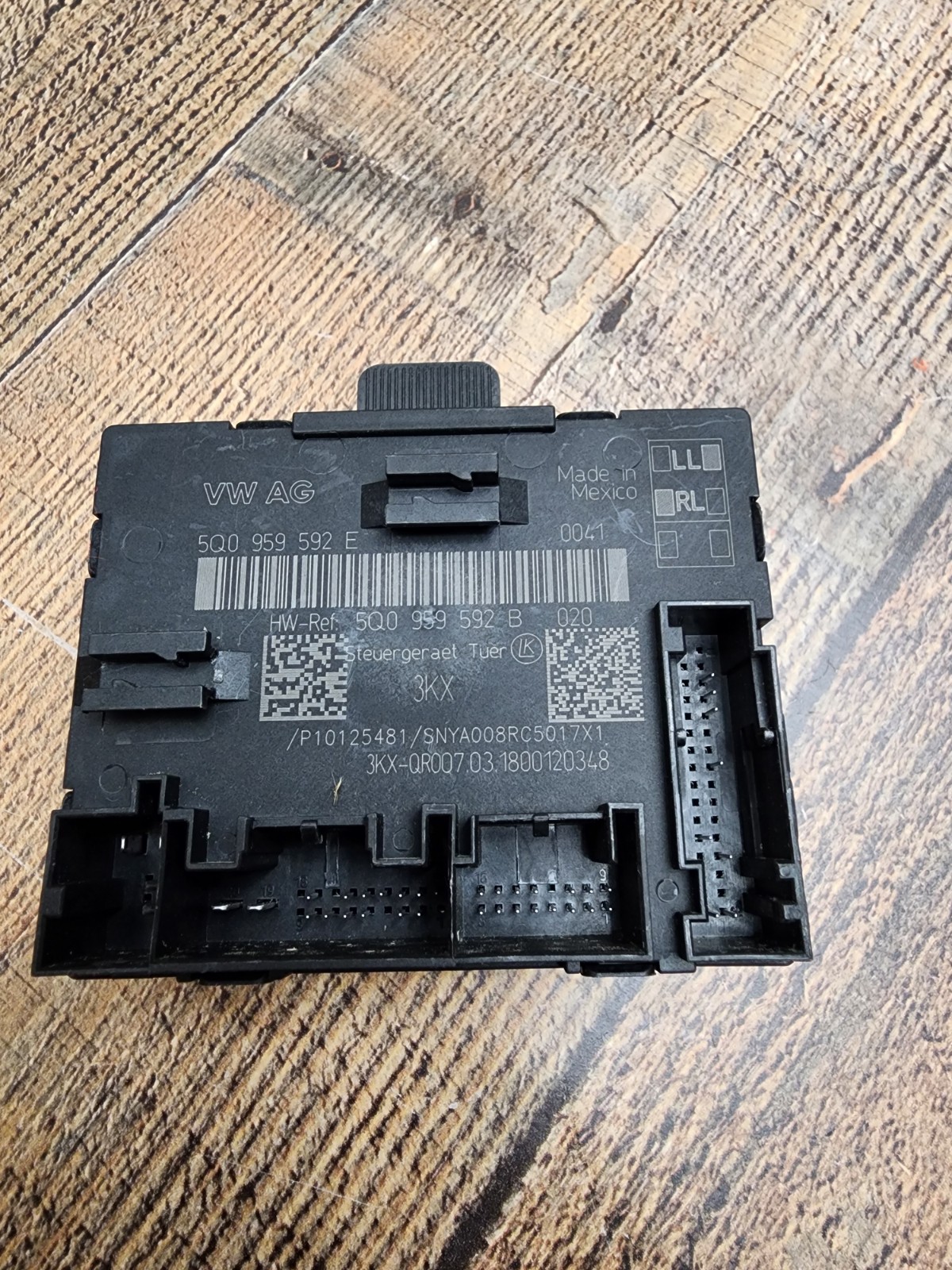 15-19 VW Golf Atlas GTI Right Front Door Control Module MK7 OEM 5Q0 959 592 E
