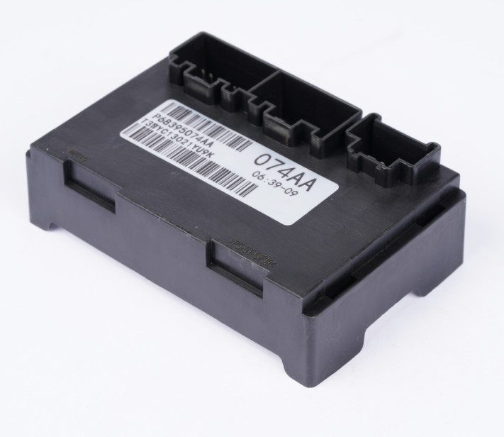 For Jeep Grand Cherokee Dodge Durango 2014-2015 Transfer Case Module 05150732AE
