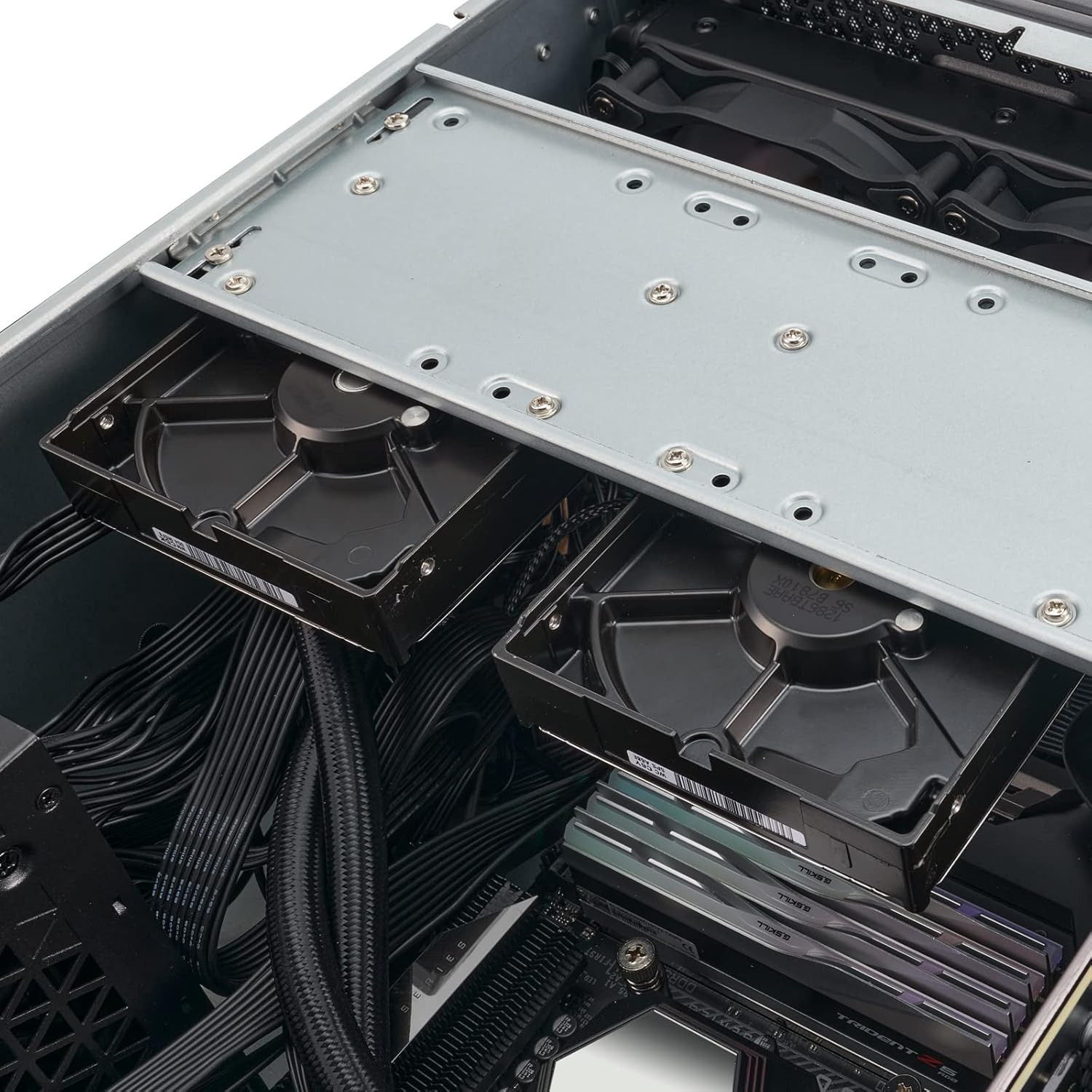 RM44 4U Rackmount Server Chassis with Enhanced Liquid Cooling Capability (Up to