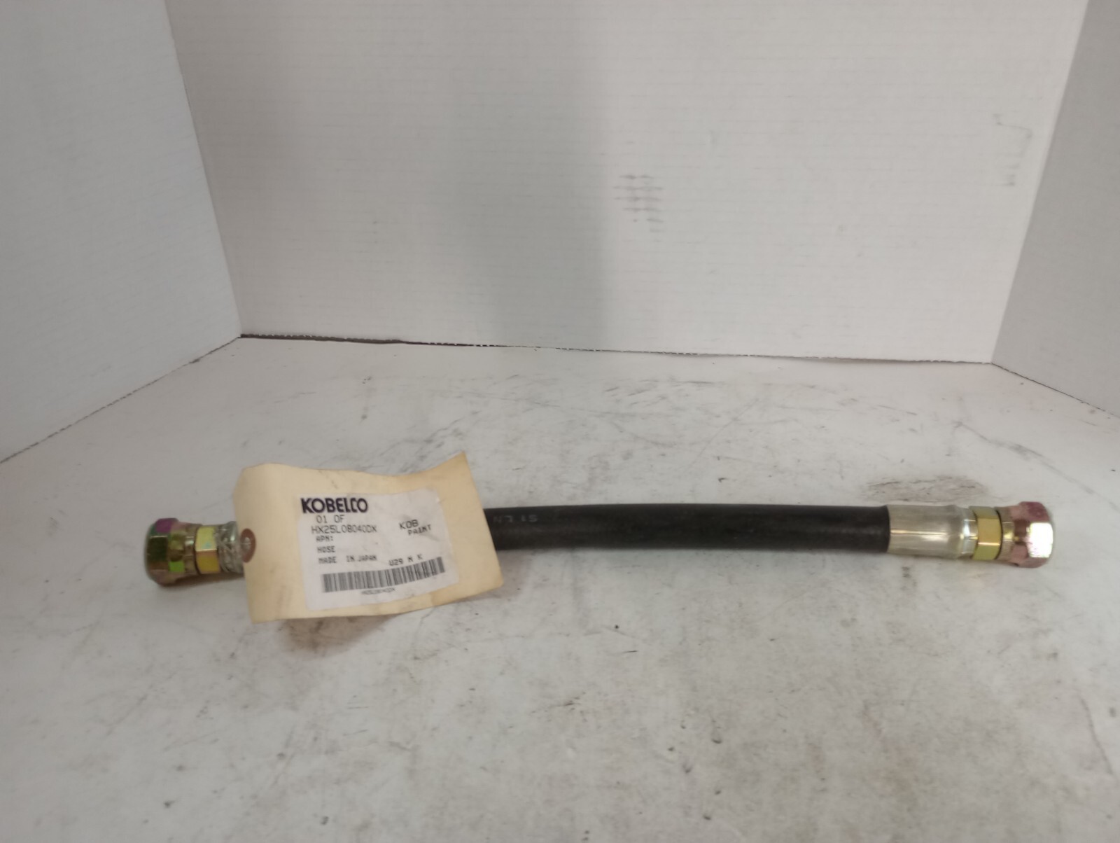 KOBELCO HX25L08040DX Hydraulic Hose Assembly 3/8" X 16"
