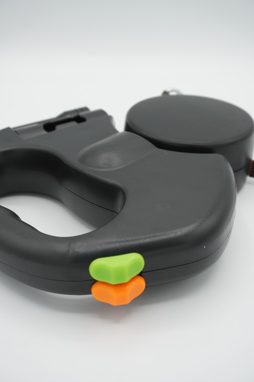 Retractable Dual Non-Tangling Dog Leash W/ Flashlight - Free Shipping