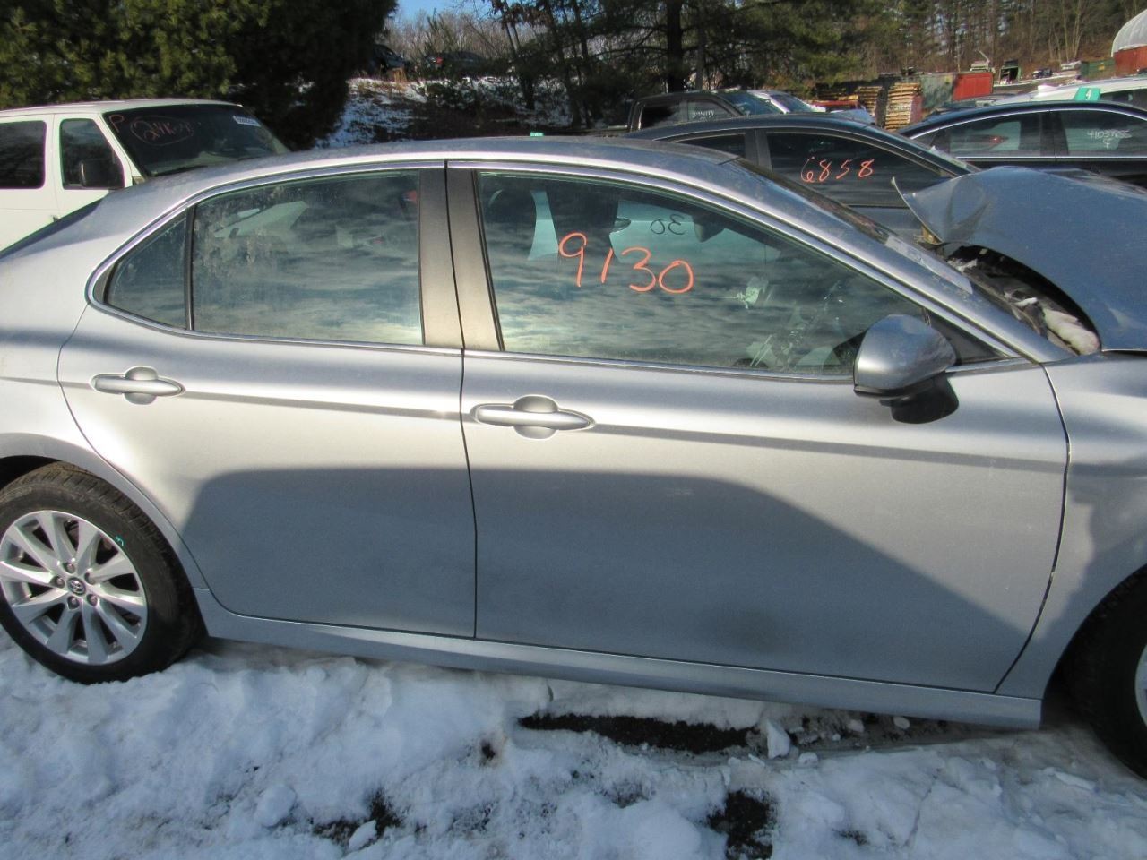 CAMRY 2018 Glove Box 1023058