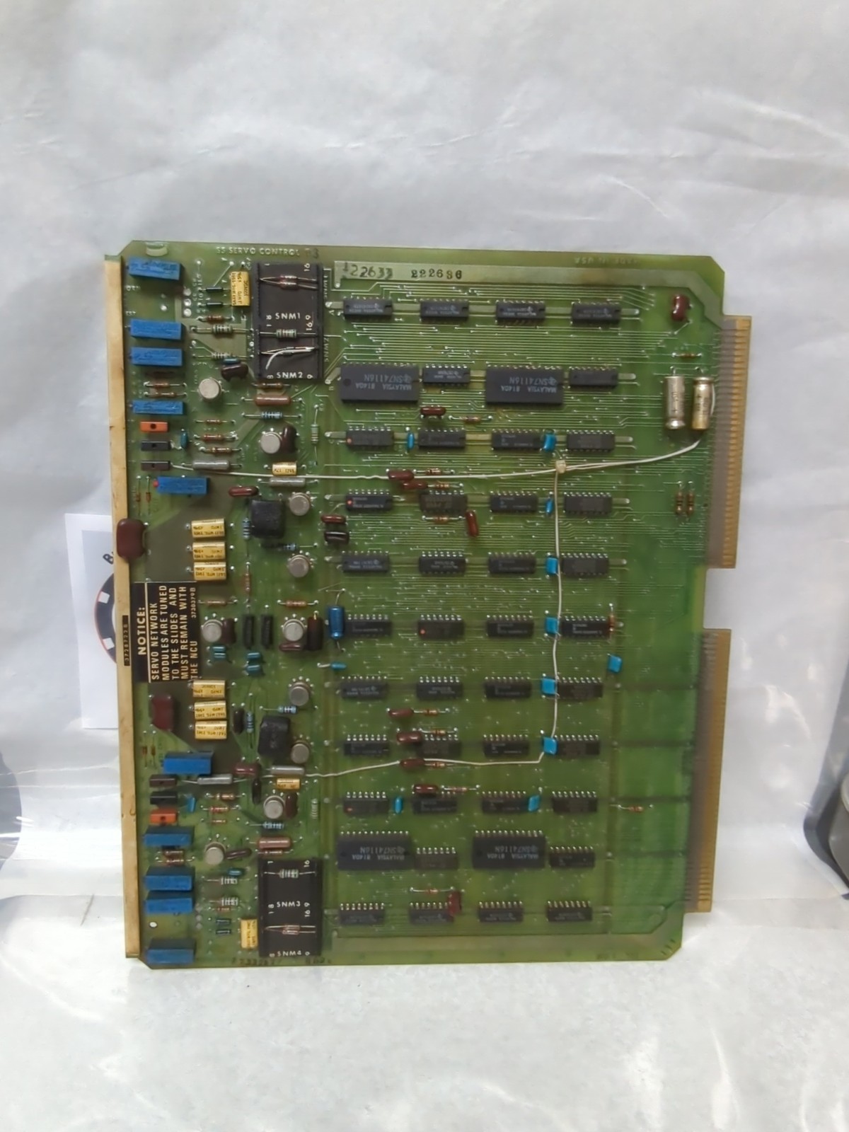 BENDIX,3733282F,S5 SERVO CONTROL 3 CIRCUIT BOARD PRE-OWNED