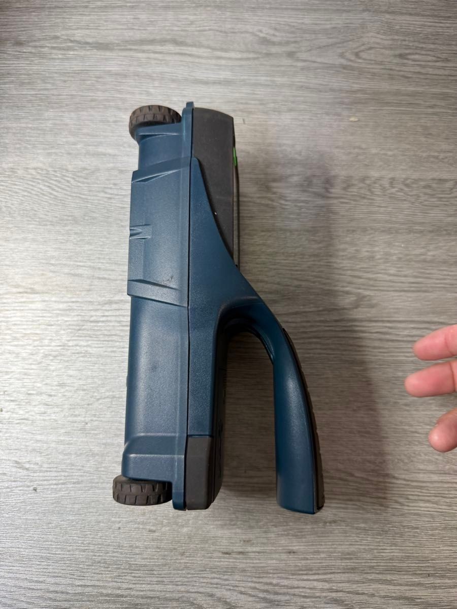 Bosch D-TECT 150 CNT Wall Scanner Concrete Detector Professional Tool w/ Case