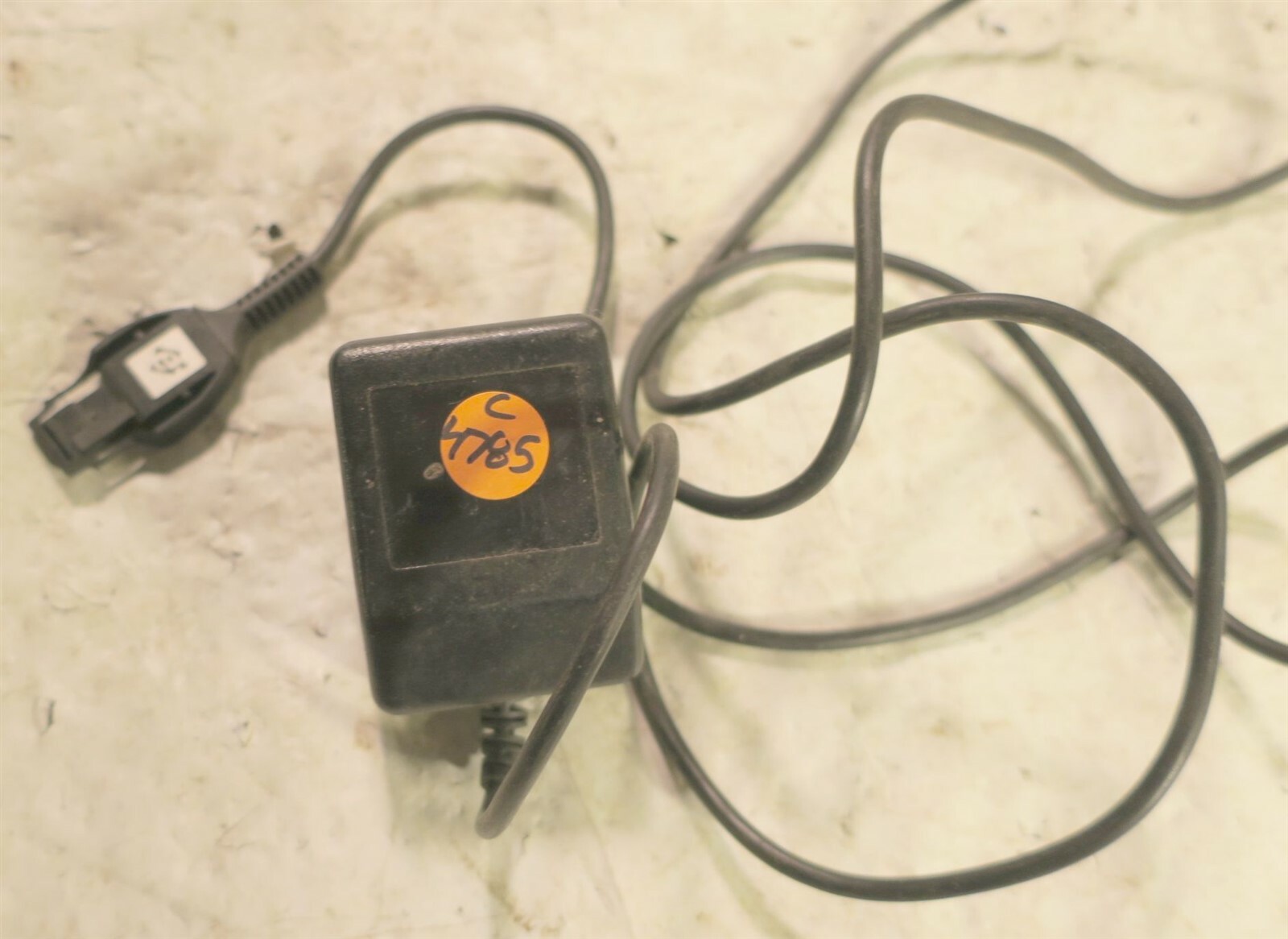 Motorola AC Power Supply SPN4457A 8.6VDC 340mA