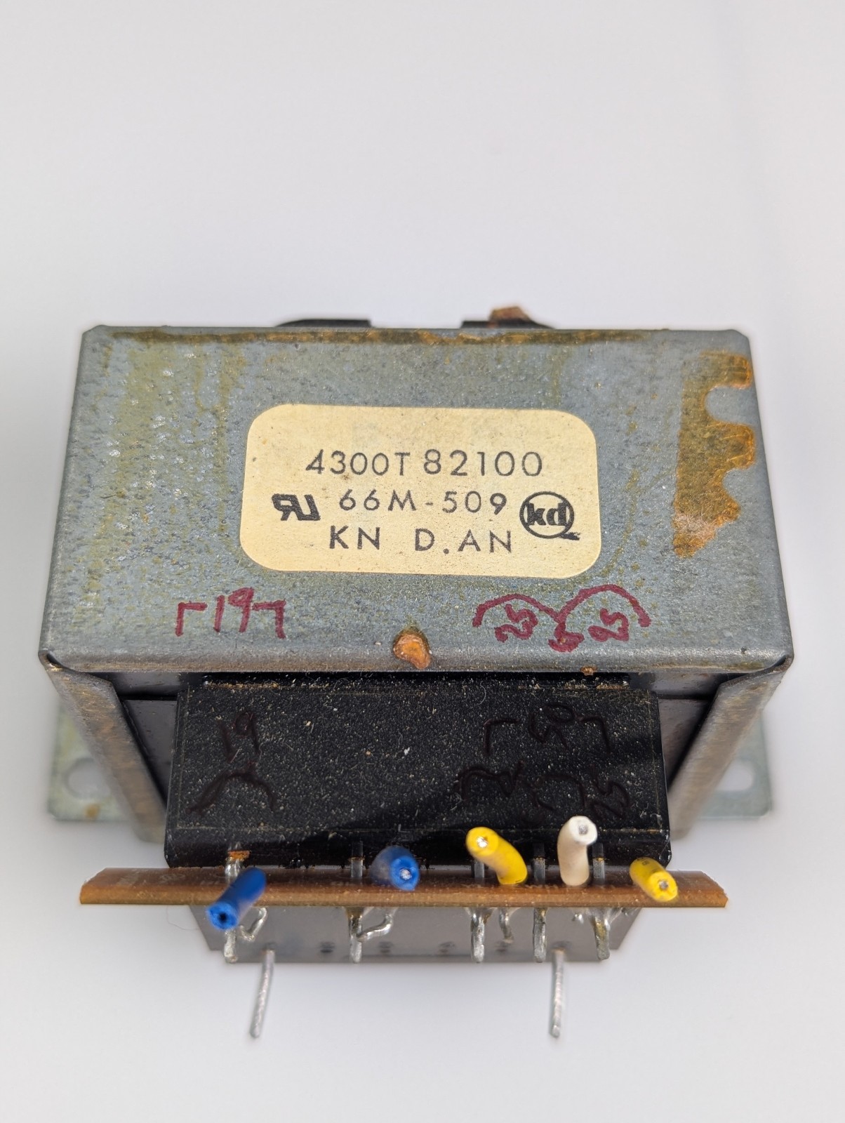 Sanyo transformer  4300T 82100  66M-509 19v, 50v (W/CT 25V)