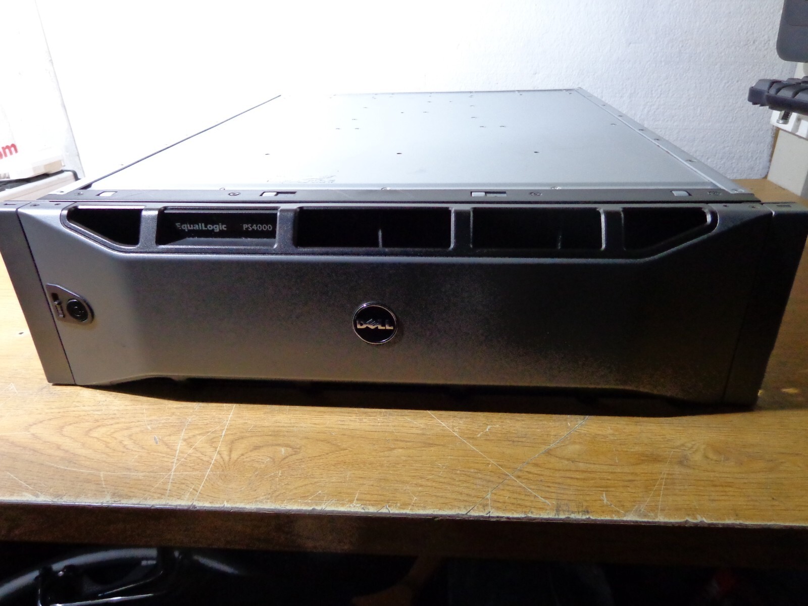 DELL Equallogic PS4000 16 3.5 HDD Bay SAN Disk Array 1x Controller 2xPSU/ No HDD