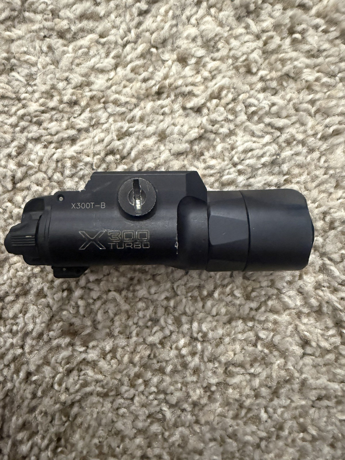 SureFire X300T-B Turbo Weaponlight, 650 Lumens, 66,000 candela Black