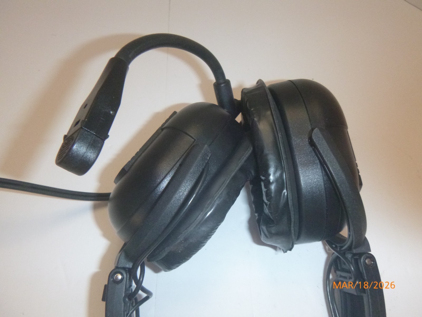 Telex 1D ANR Aviation Headset - Free Ship