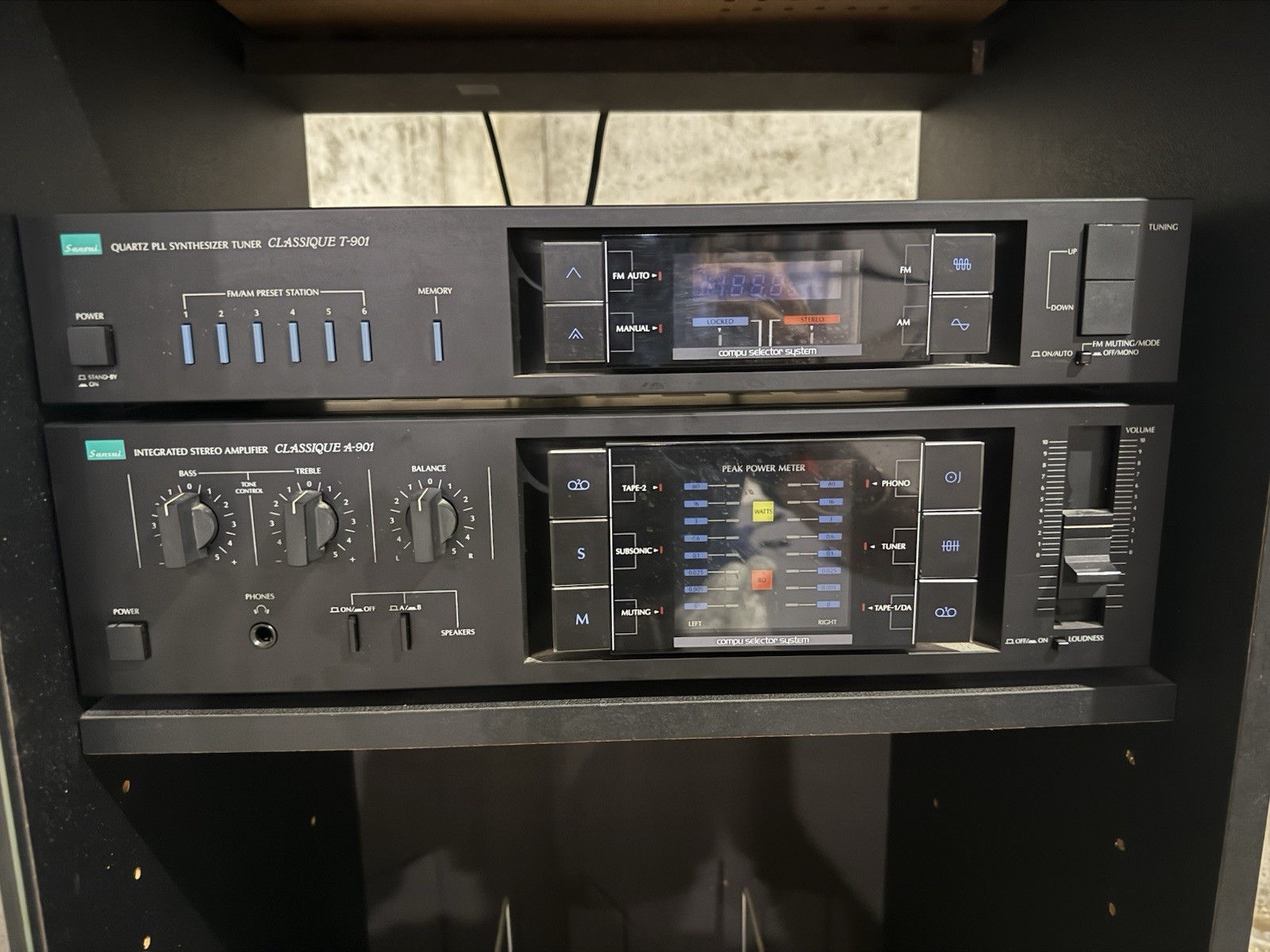 SANSUI T-901 QUARTZ PLL SYNTHESIZER AM/FM STEREO TUNER RECEIVER CLASSIQUE *