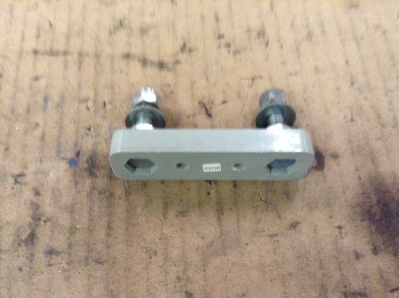 00 01 02 03 04 05 06 FORD E150 E250 E350 E450 FUSE HOLDER RETAINER