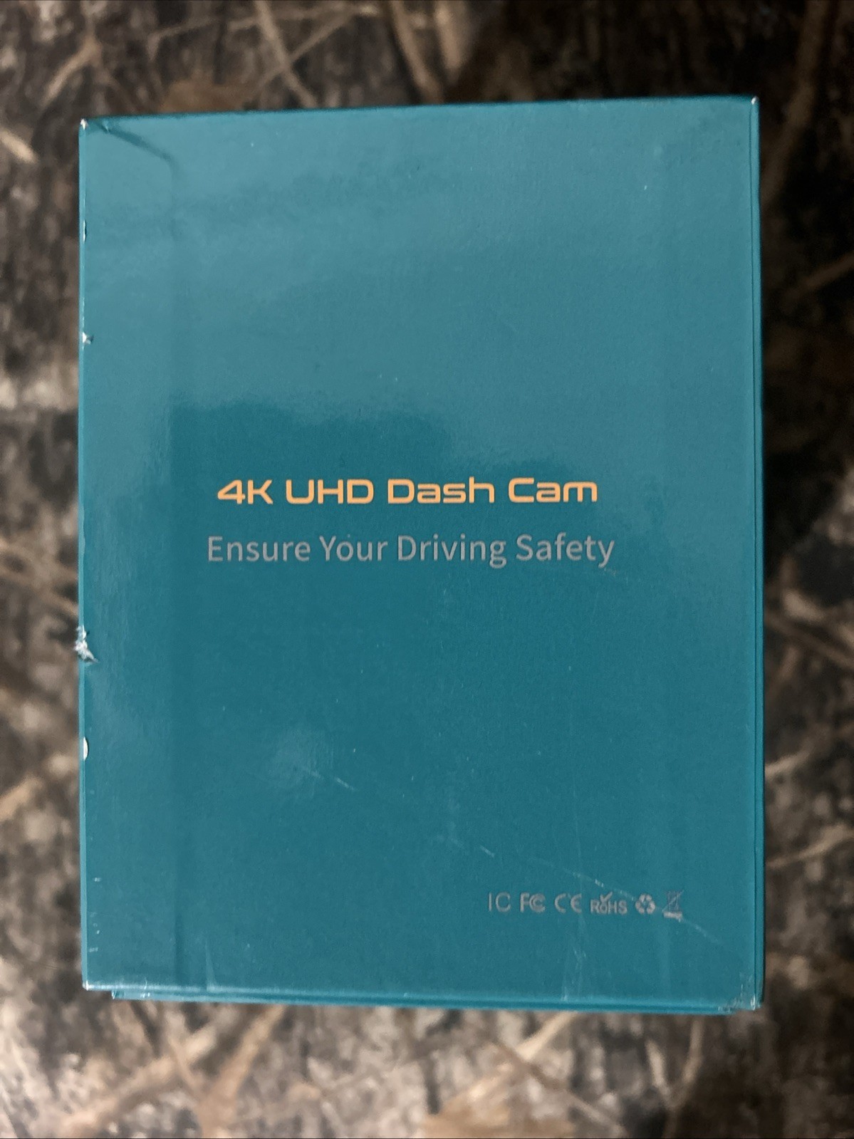 DC600 4K UHD Dash Cam Front and Rear