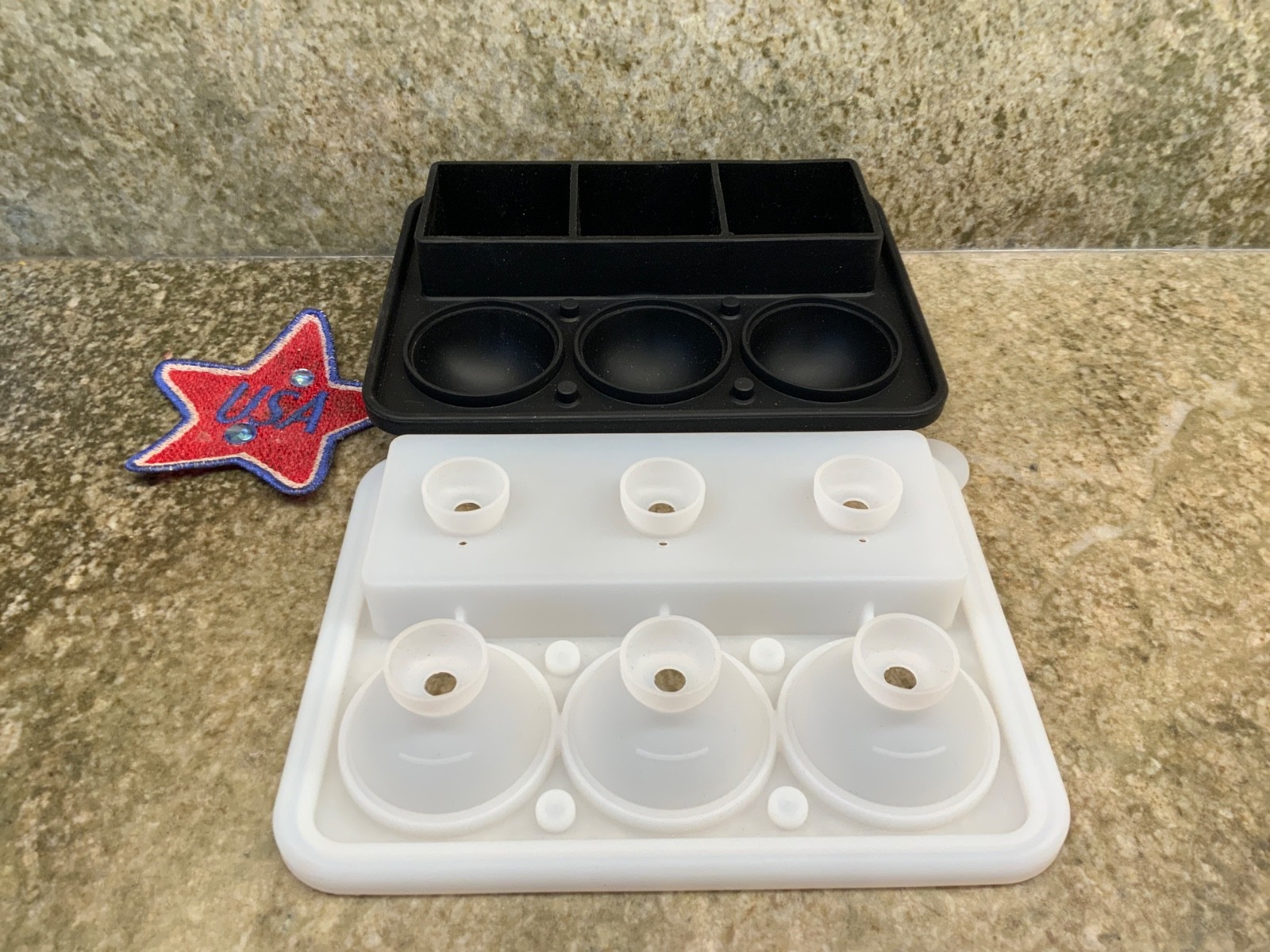 Silicone Ice Cubes Tray Mold Makes 3 Square 3 Round Ball Bourbon Whiskey + Lid