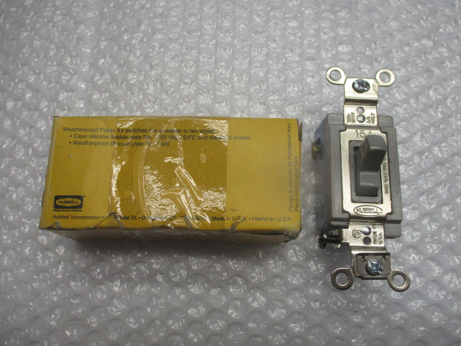 HUBBELL HBL1203GY SWITCH GRAY NSMP