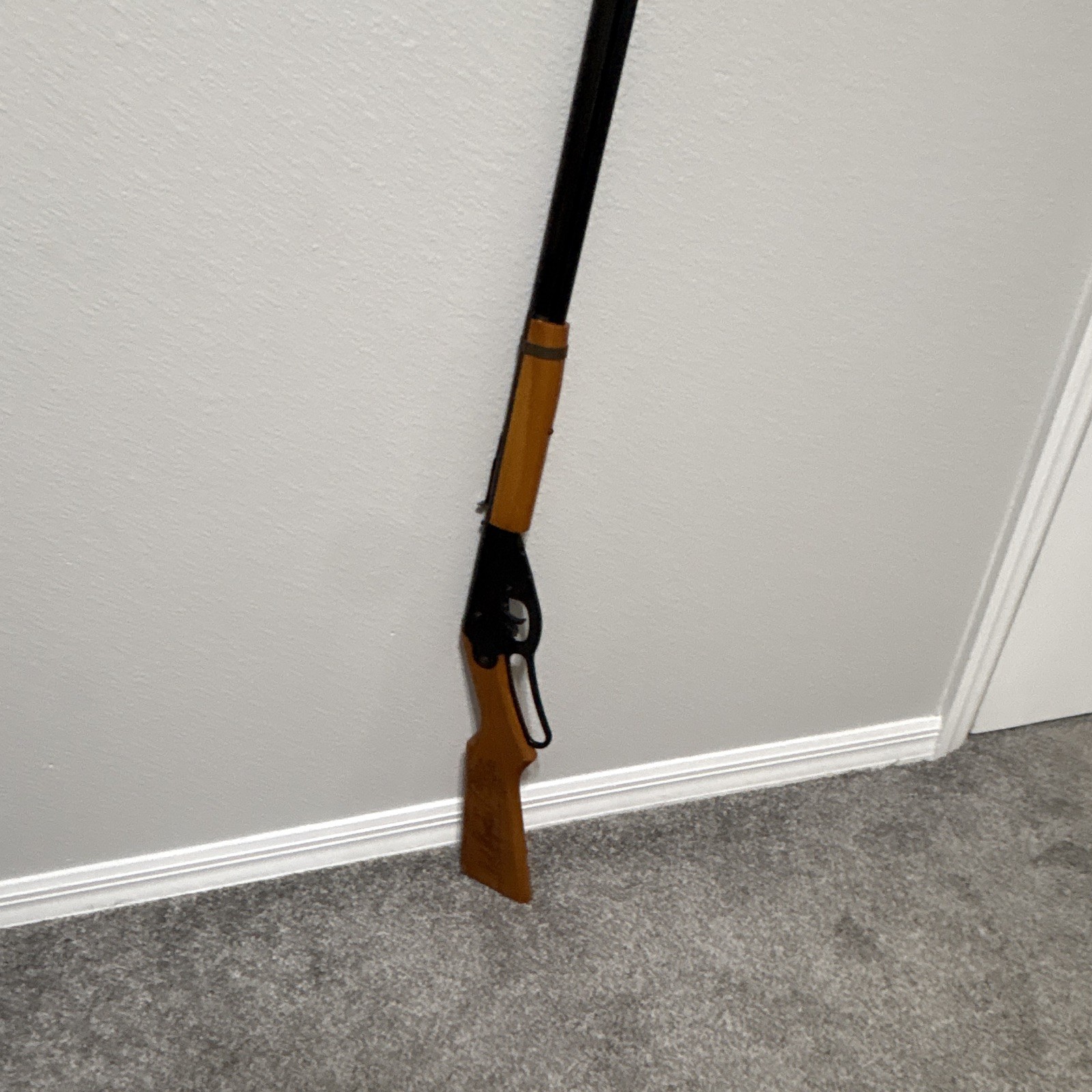Daisy Red Ryder 1938 .177 BB Lever Action Air Rifle 350 fps, BBs (no oil)