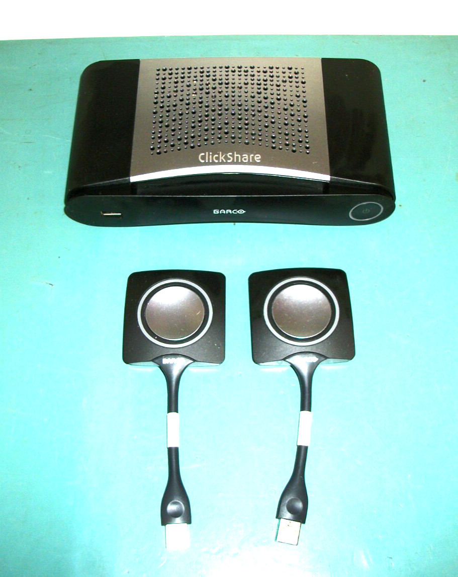BARCO ClickShare CSE-200 Model#R9861520 Presentation Unit w/2 Remote Buttons
