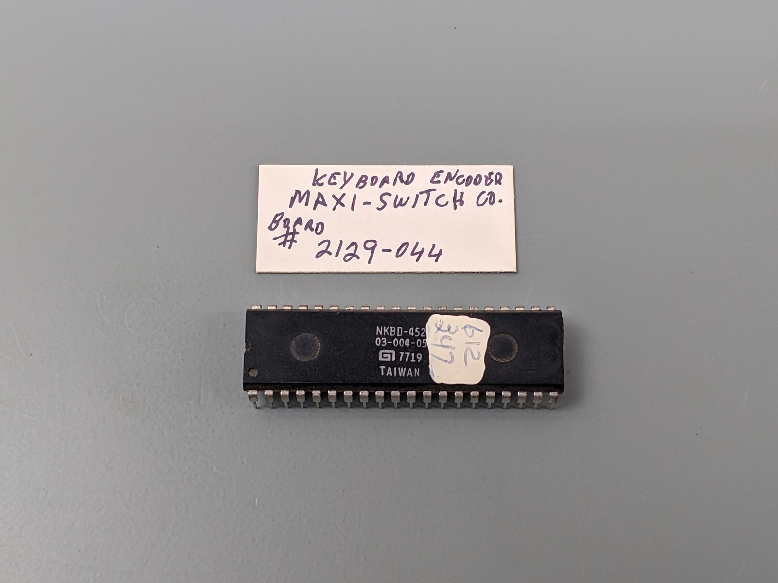 General Instruments NKBD-452 Keyboard Encoder IC for Maxi-Switch 2129-044