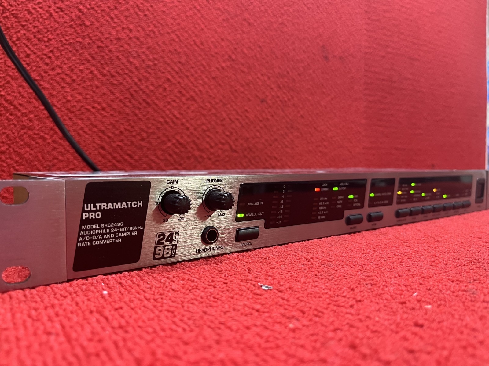For Parts Behringer UltraMatch Pro Audiophile Sample Rate Converter SRC2496