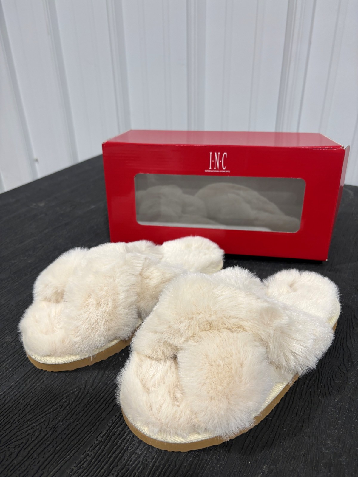 INC Yala Platform Slippers-Ivory Faux Fur-BRAND NEW-Size 7
