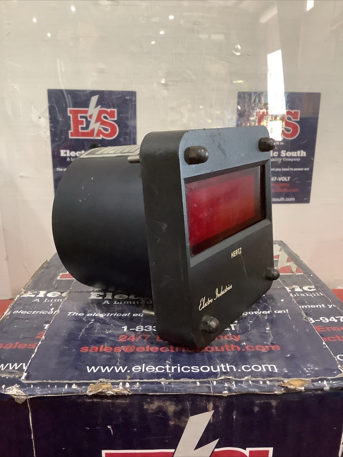 Electro Industries Hertz Meter 1FF-60 120 Volt Max
