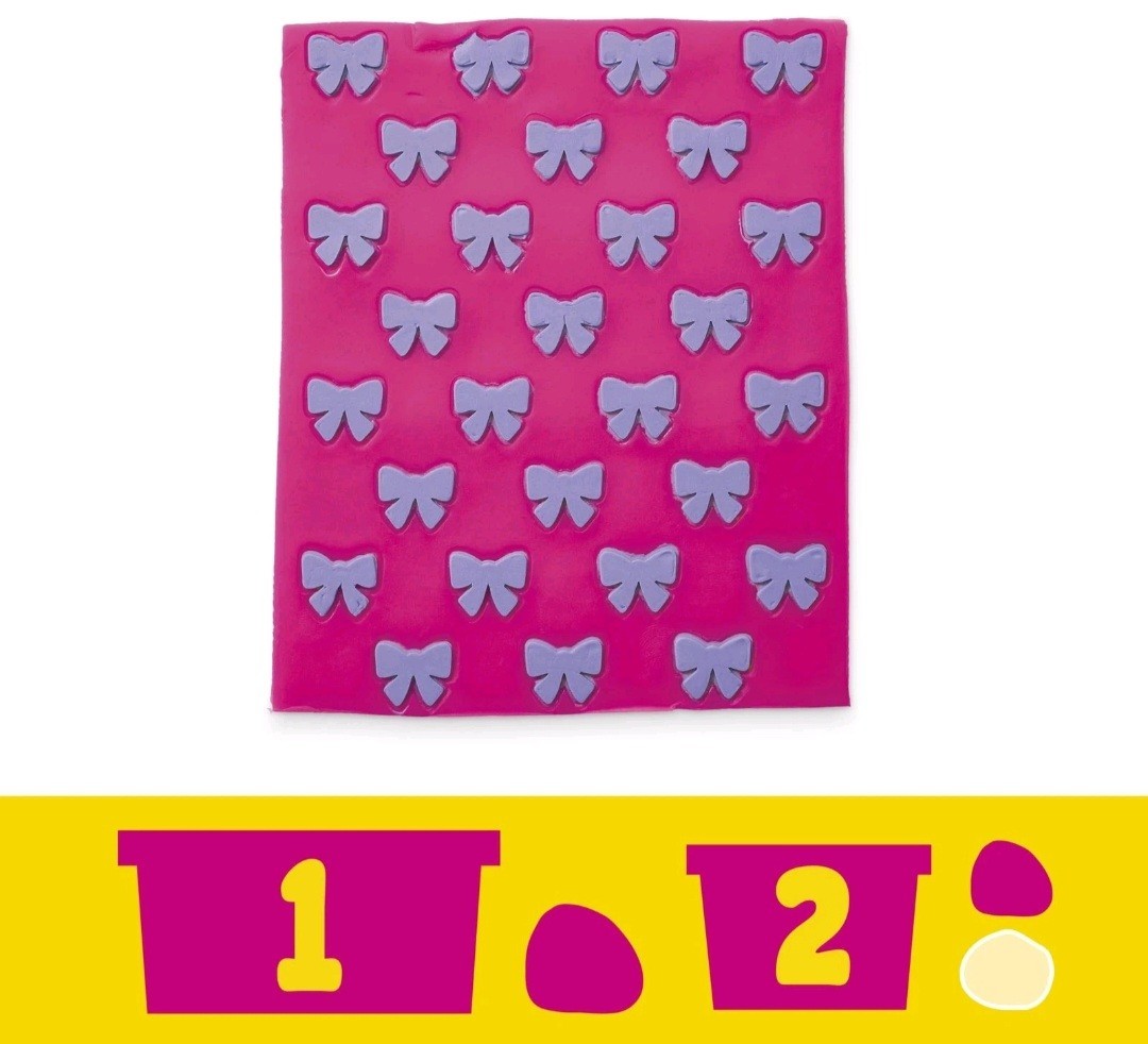 Play-Doh Barbie Ruffles and Bows Set, Make Doll Clothes with Modeling Compoun...