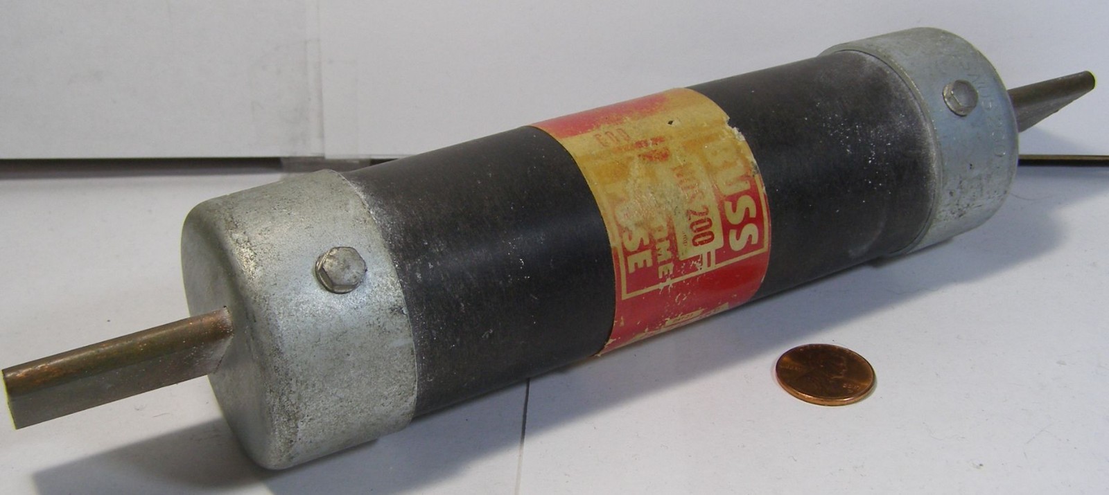 BUSSMANN FUSE NOS 200 ONE-TIME FUSE   LARGE D41-23 BLACK/RED LABEL
