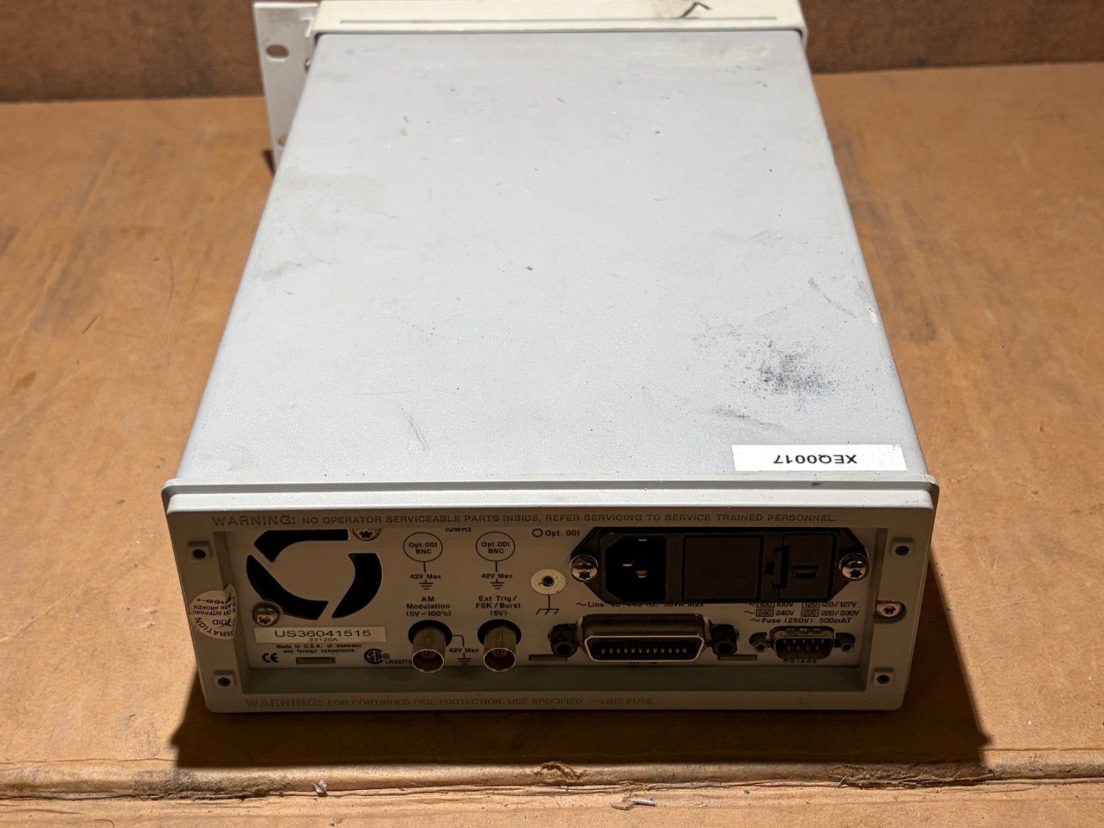HP 33120A 15MHz Function / Arbitrary Waveform Generator