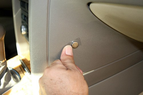 Handicap Tag Holder & Protector+Storage Magnet. Sturdy Hook - ON & OFF in a Snap