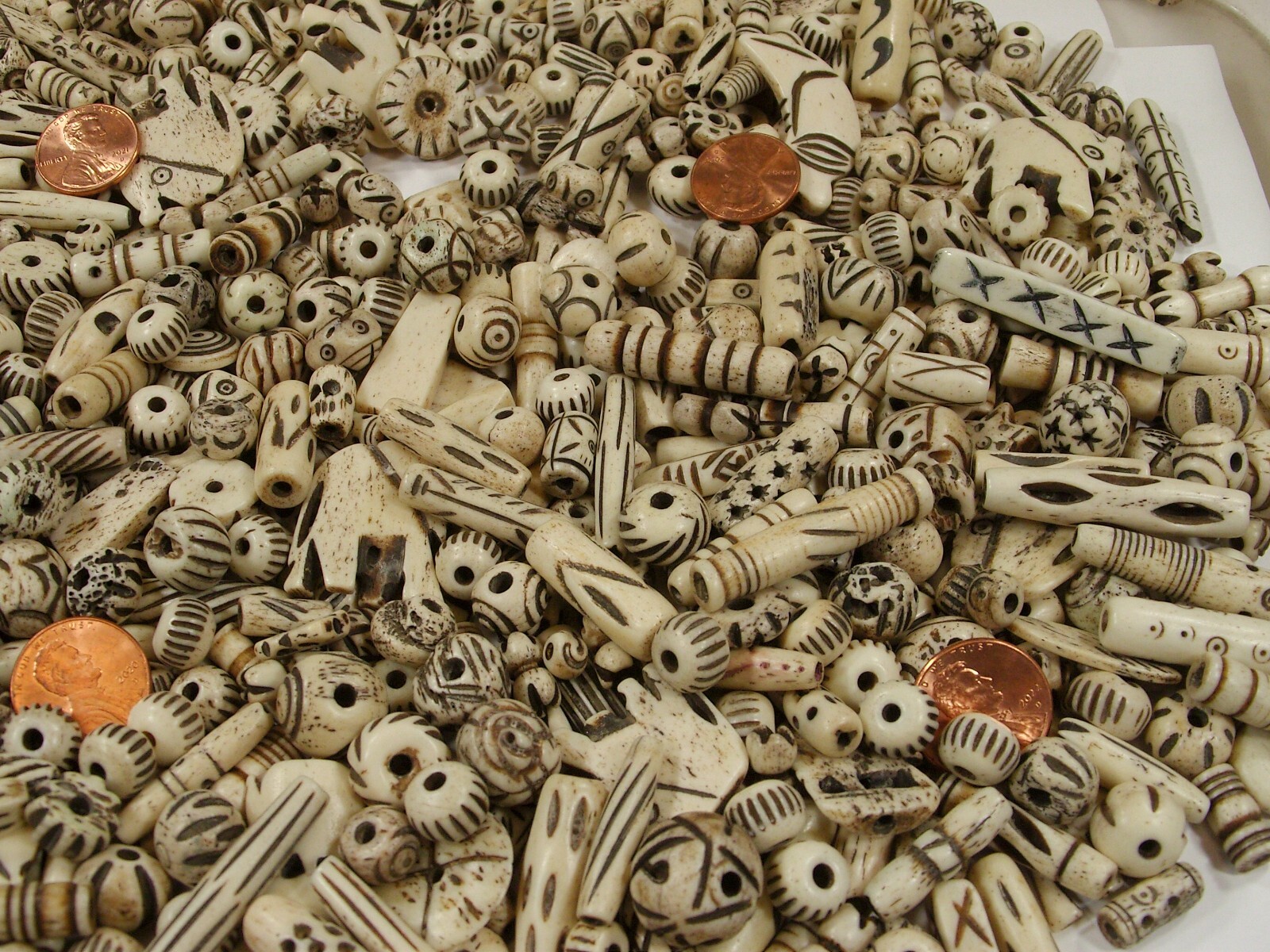 4 Pounds Assorted Water Buffalo Bone Beads / Scrap Pieces / Left Overs Bulk (Z5)