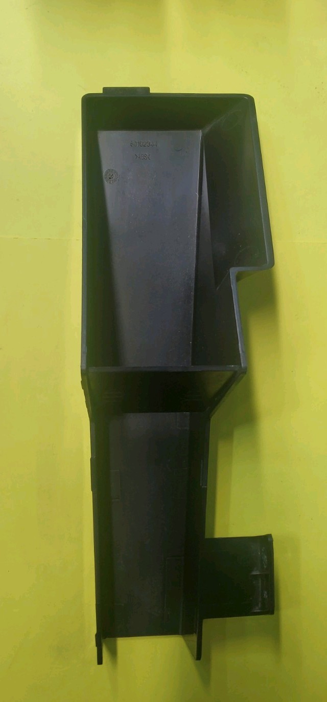 DIXIE NARCO BEV MAX 4 / 3800 & 5800 Lower Coin Chute