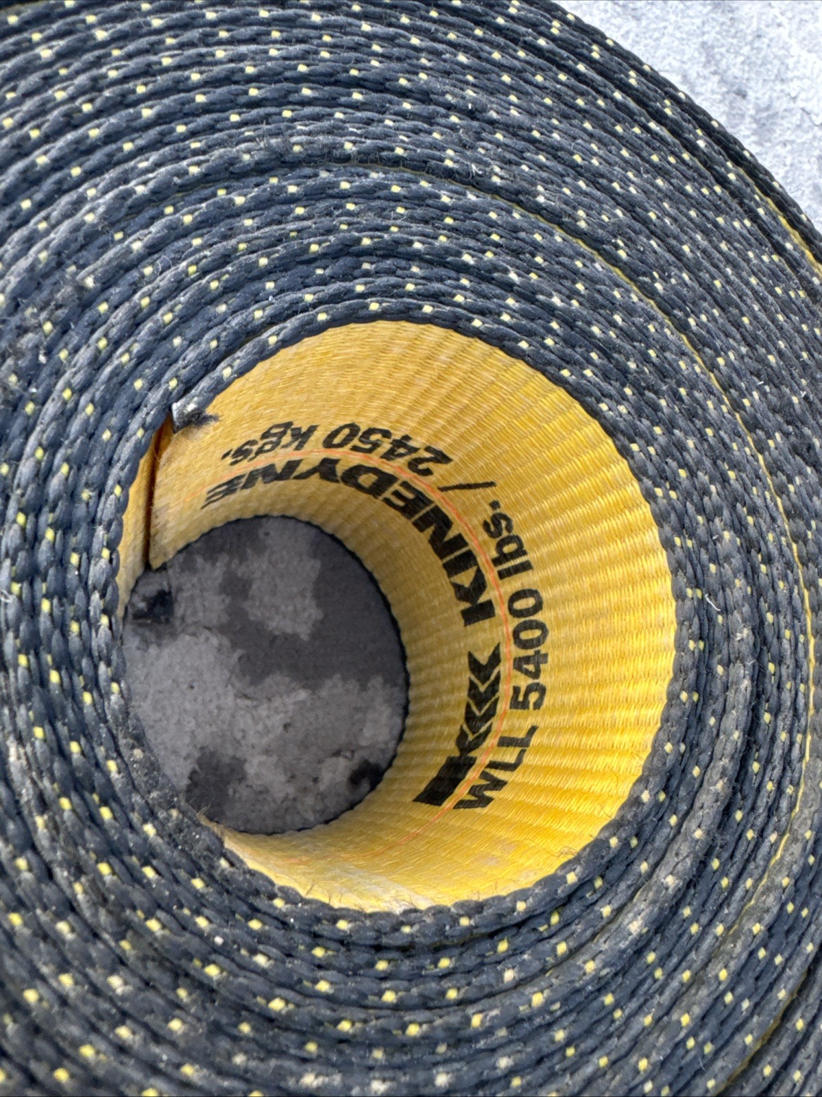 KINEDYNE WINCH STRAP 4" × 30' WEBBING WITH FLAT HOOKS LOAD 5400 LBS.