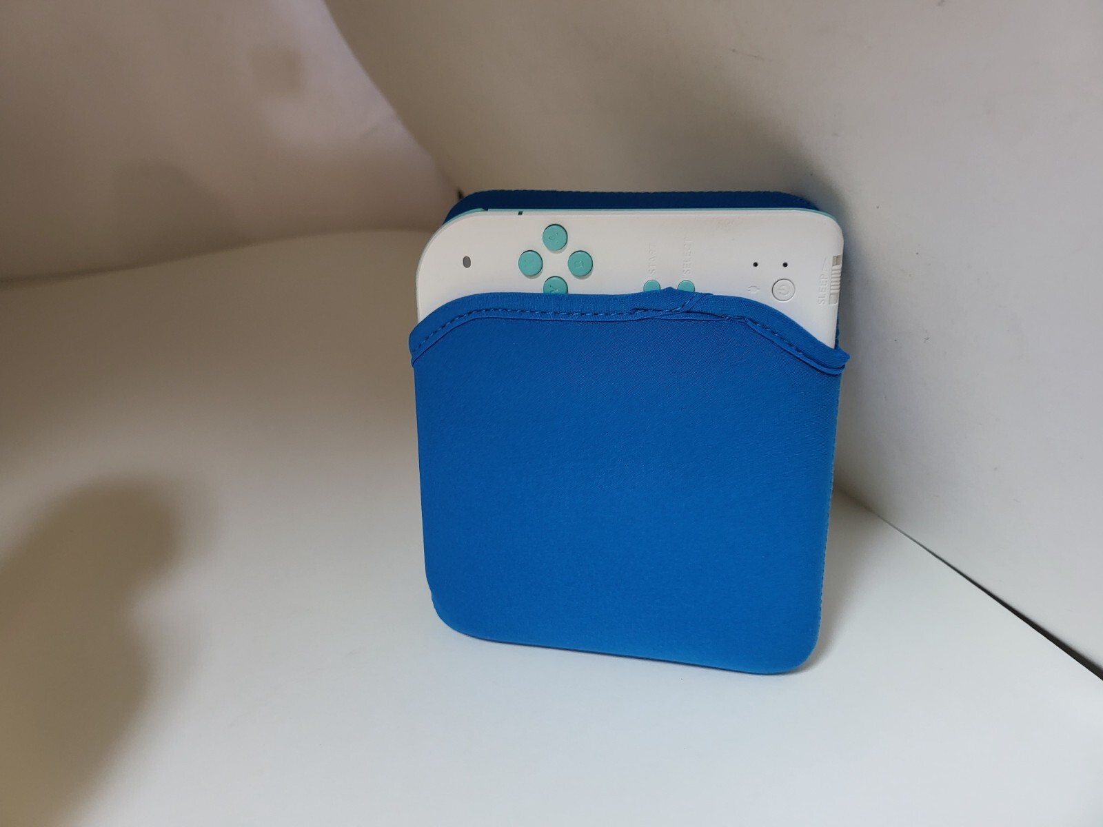 BLUE Padded Soft Pouch Protective Storage Carry Case Purse for Nintendo 2DS