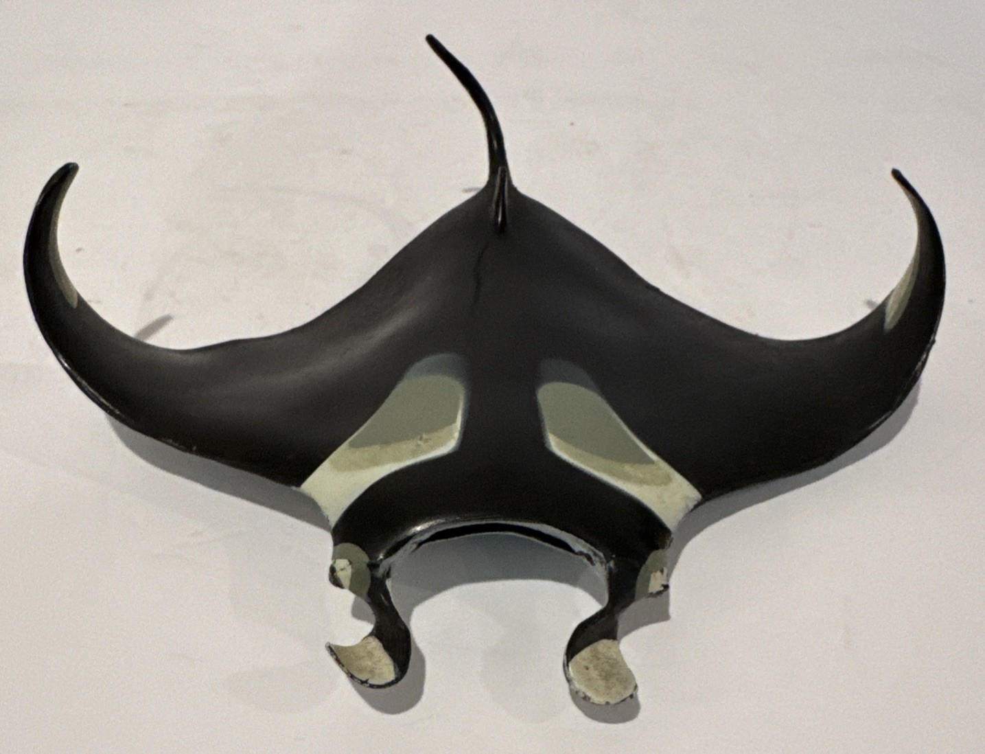 Manta Ray Figurine Monterey Bay Collection 1992 Safari Ltd Retired Vintage