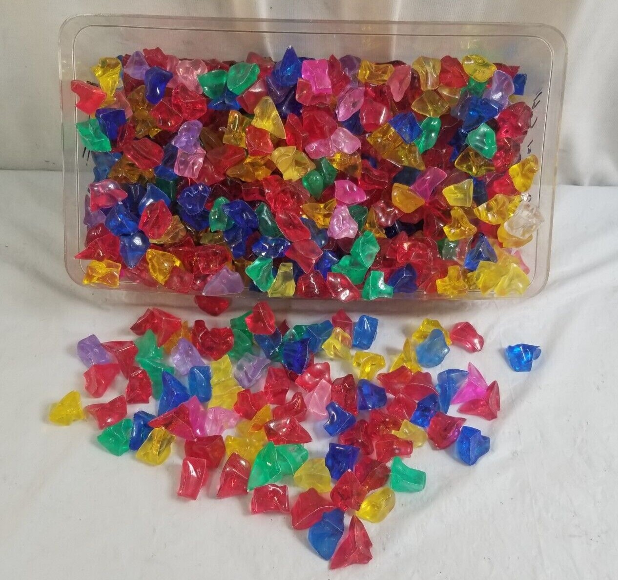 4 lb. Acrylic Aquarium or Arcade Crane Machine Plastic ROCKS approximate 600 pcs
