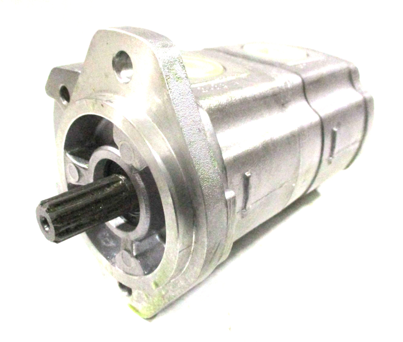 68131-62020 GENUINE OEM KUBOTA GEAR PUMP ASSEMBLY KH-1 10