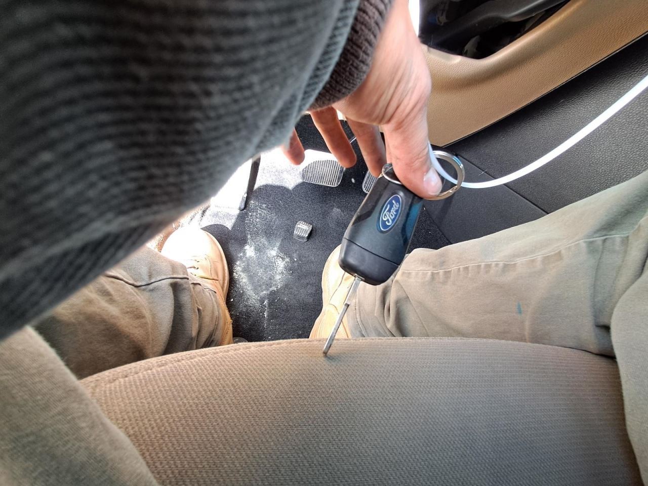 EXPLORER 2017 Transmission Shift 2950737