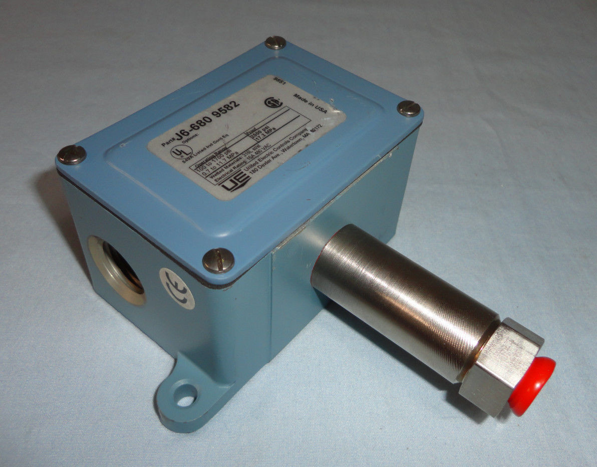 United Electric J6 680 9582 Pressure Switch J66809582 Range 100-1700 PSI NEW