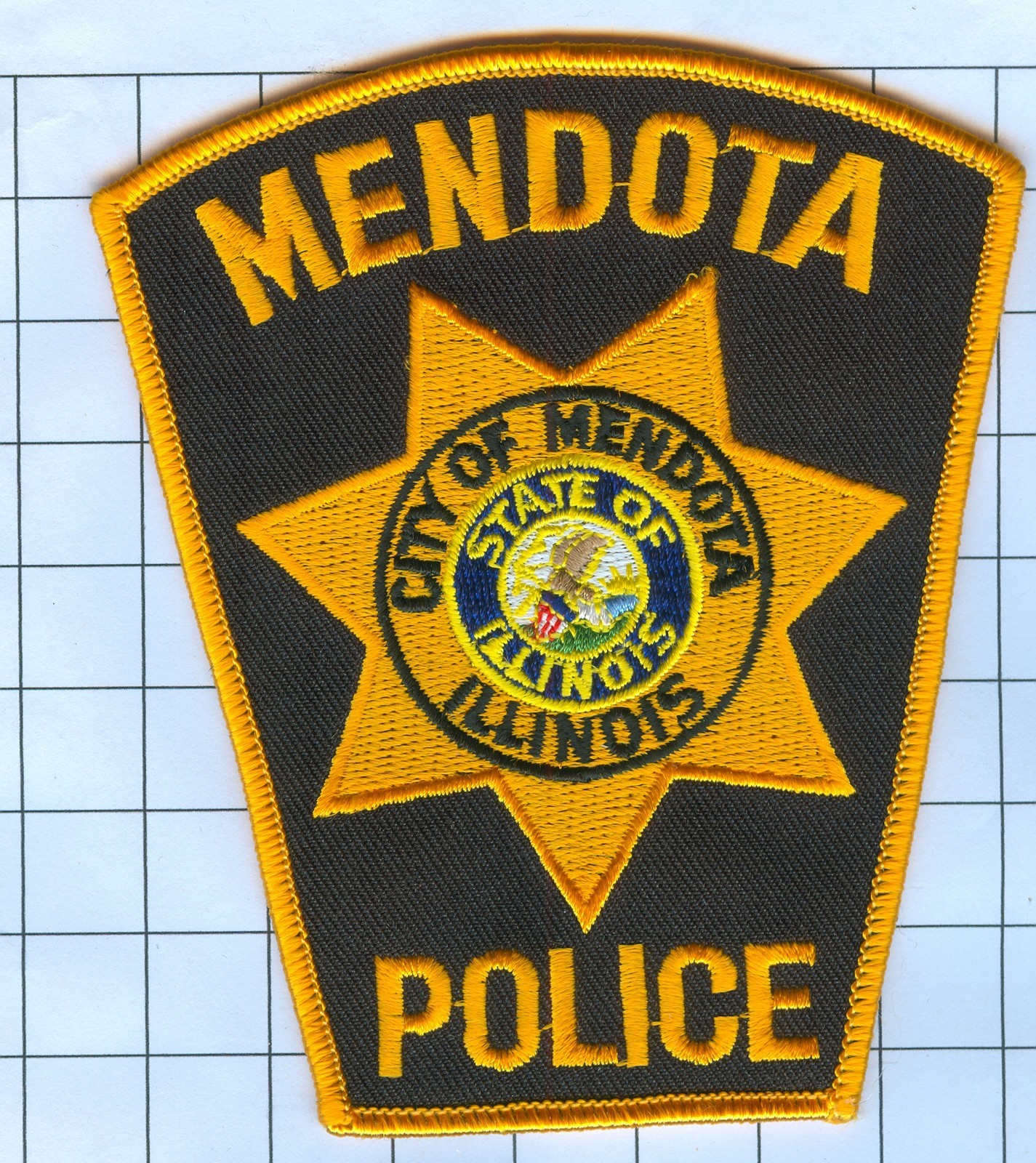 Police Patch - Illinois - CITY OF MENDOTA ILLINOIS