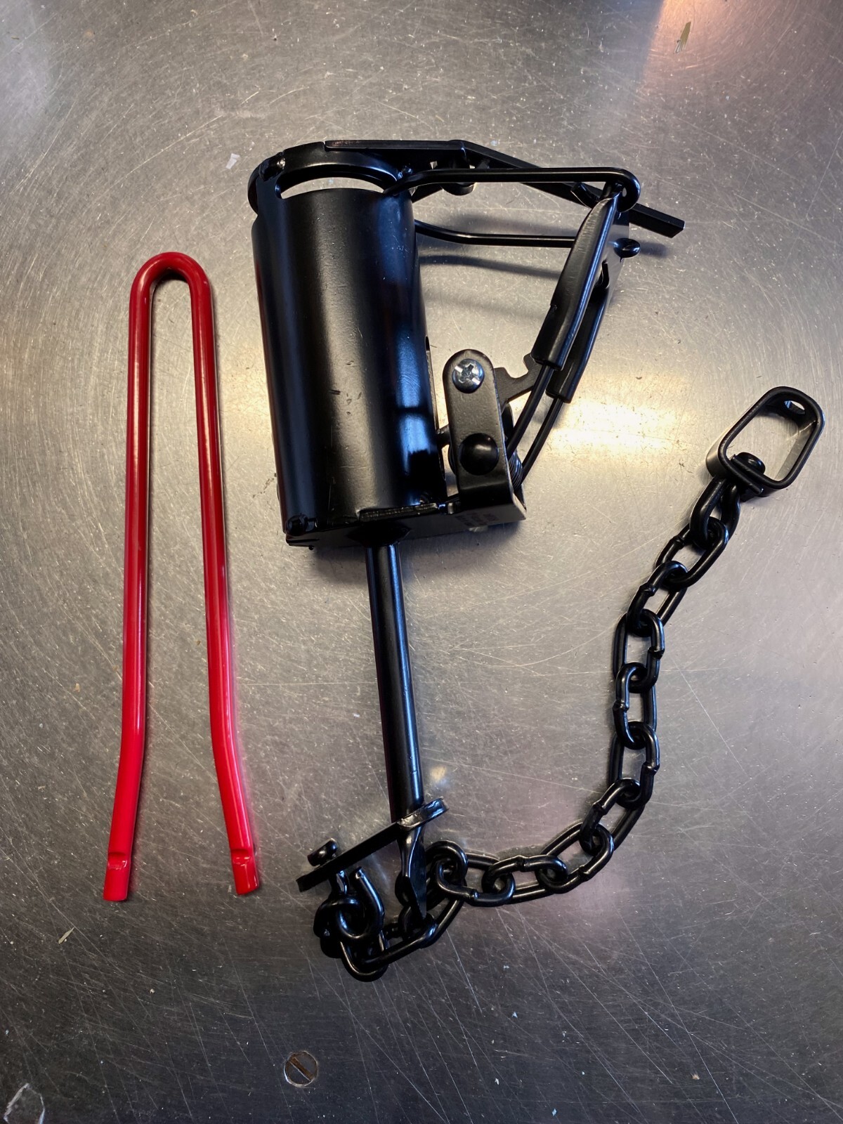 DP SETTER TOOL  + 12 Powder Coated  DP Dog Proof Coon Traps, Raccoon NEW SALE