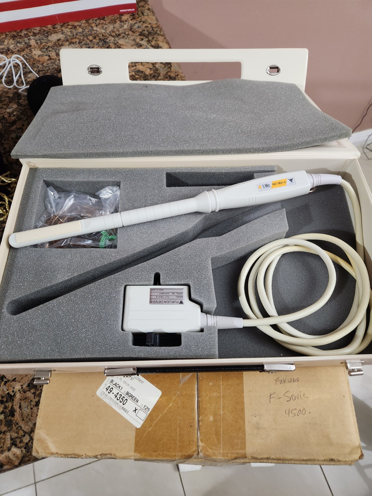 TR31-5 Fukuda Denshi BRAND NEW Ultrasound Probe , Hecho En Japón