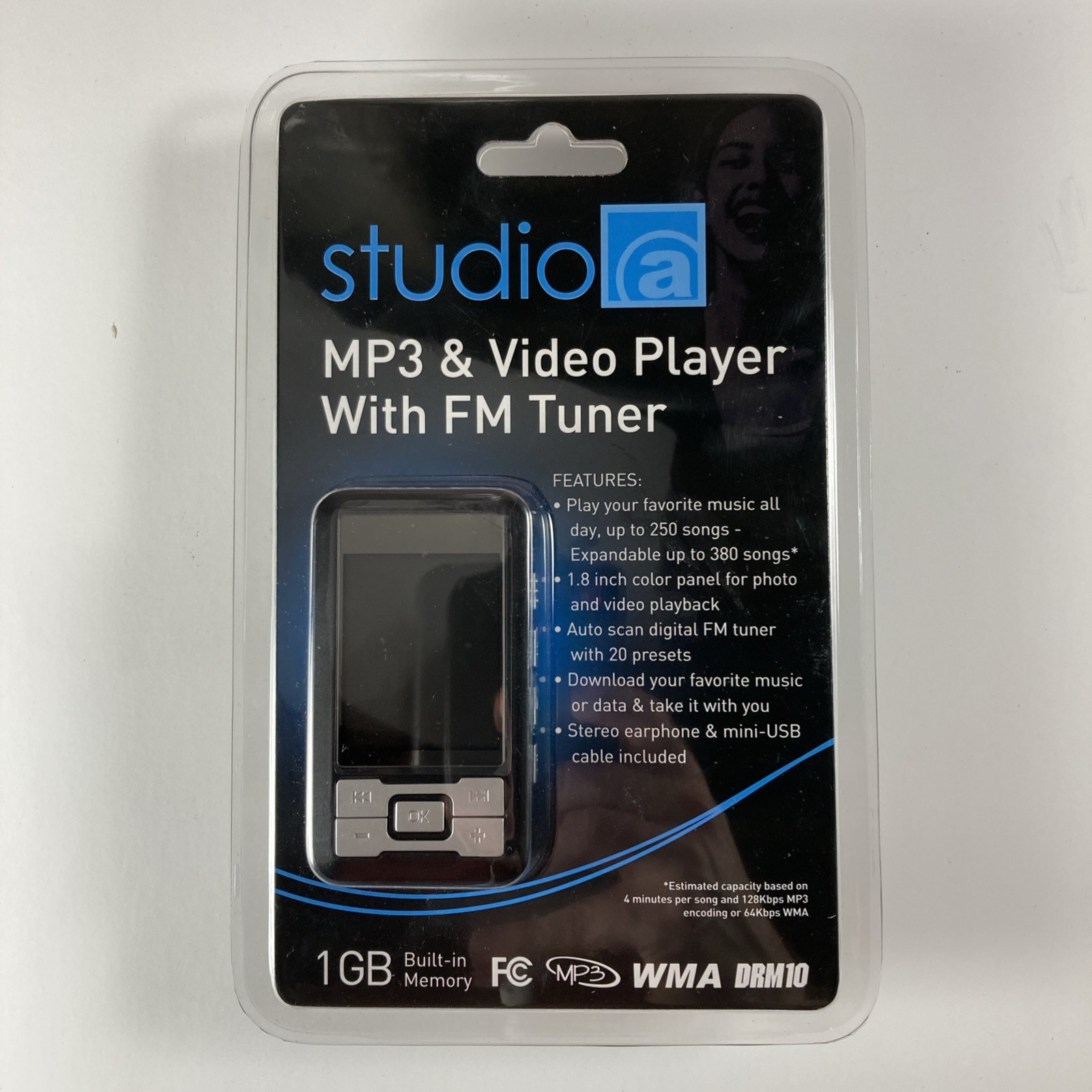 Studio MP3 & Video Player with FM Tuner