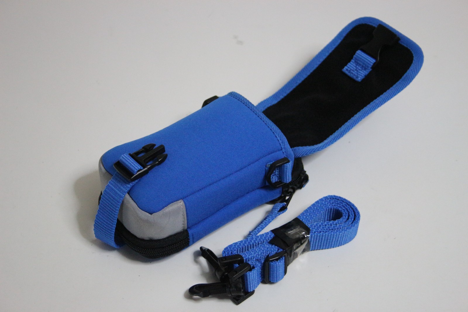 Doraemon Nintendo DS Carrying Pouch / Case - Blue with Strap / Japan/ Near Mint