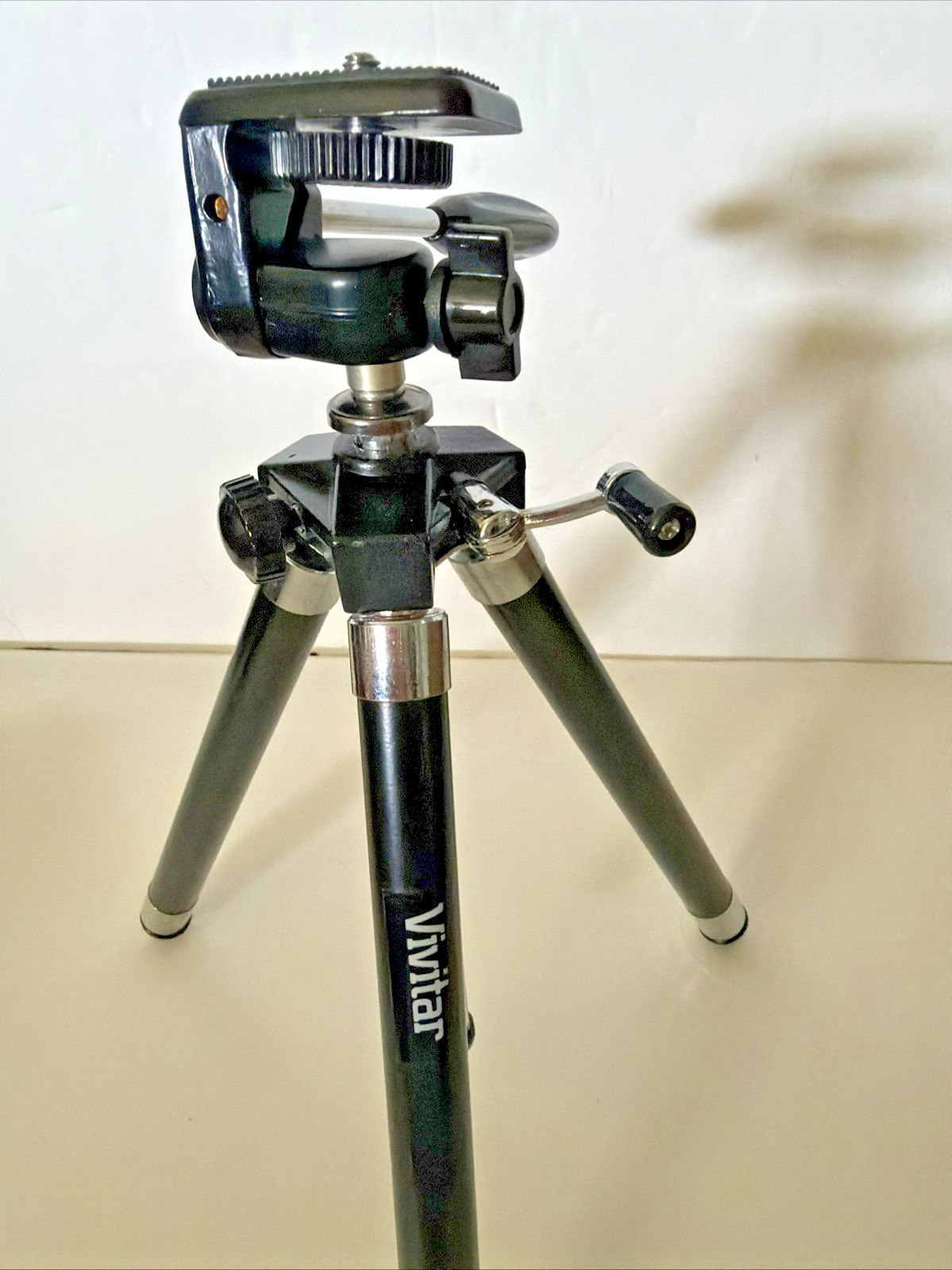 Vivitar 800 Tripod Preowned