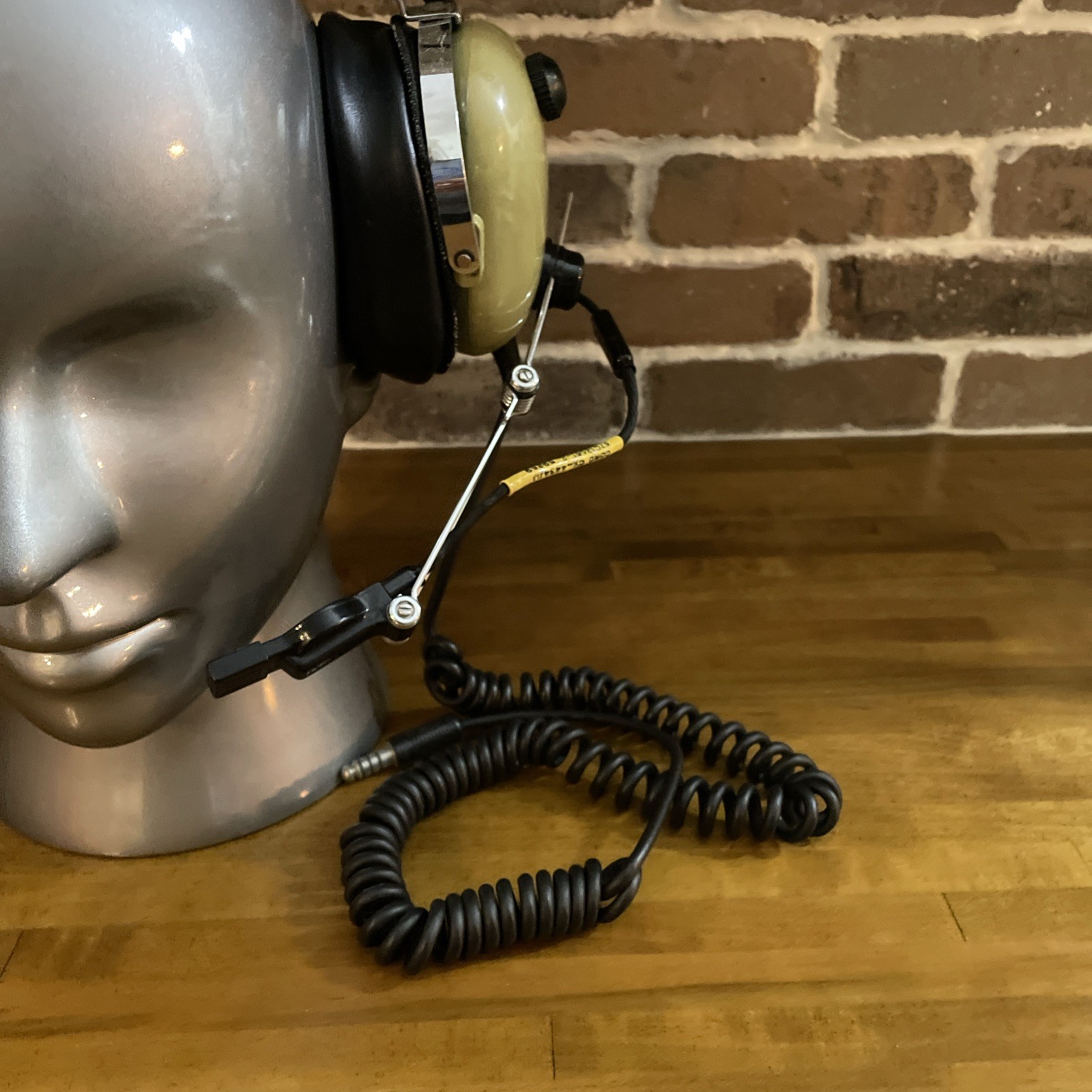 David Clark Brand Model H10-76 Pilot Headset Headphones w/Microphone untested