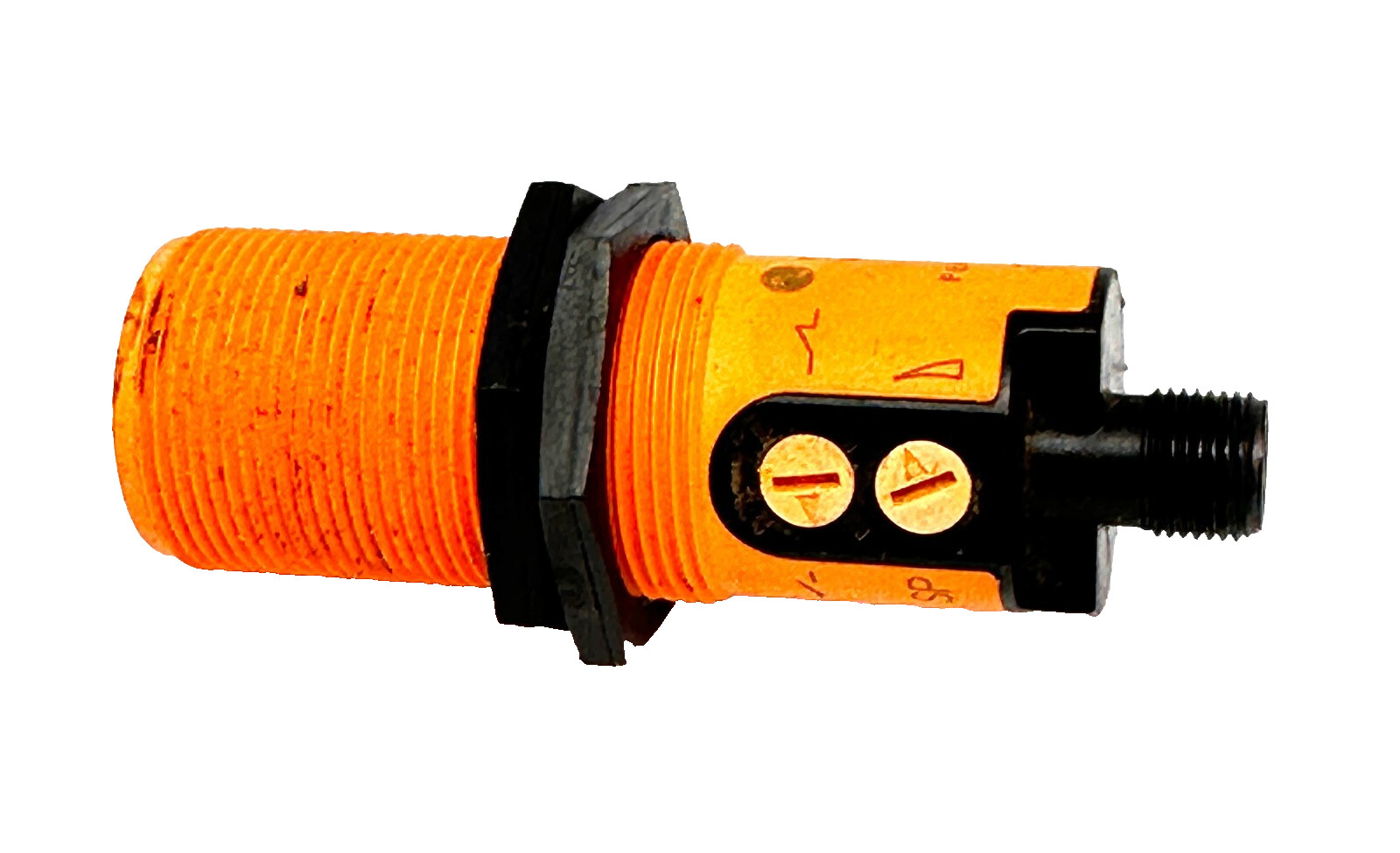 IFM KI6000 Capacitive Sensor M30x1.5 Thread 10–30V DC IO-Link Signal Display
