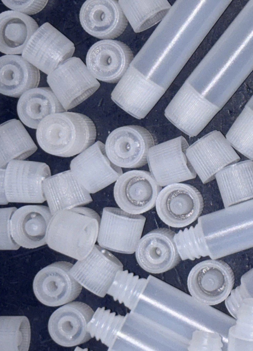 25 Sets 2ml Empty Plastic Squeeze Dropper Bottle Oils Glue Lubes Liquid Dropper
