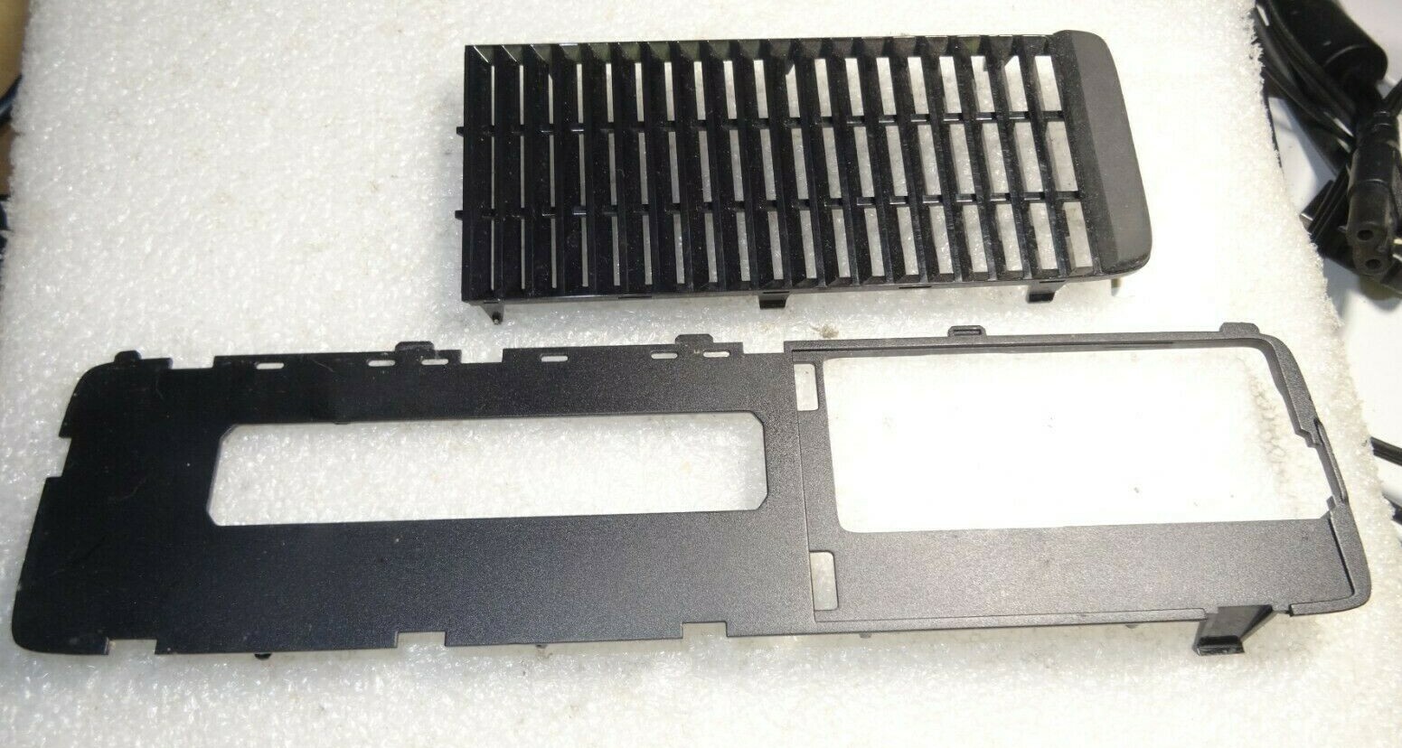 Microsoft Xbox 360 S Console 1439 Bottom 2-Piece Grill & Frame ONLY-X821047-OK