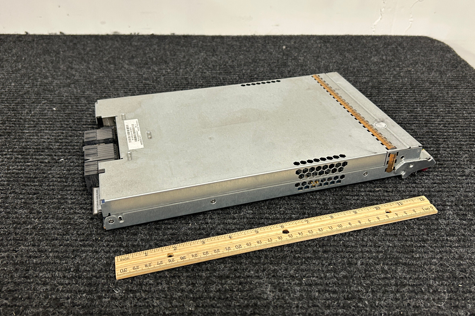 HP 758367-001 Controller (Unit Only) - As Is