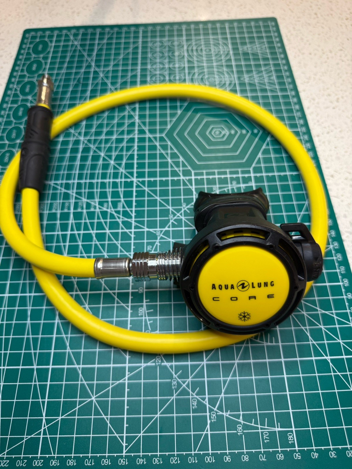 Aqua Lung Core Scuba Diving Octo Regulator - MINT CONDITION