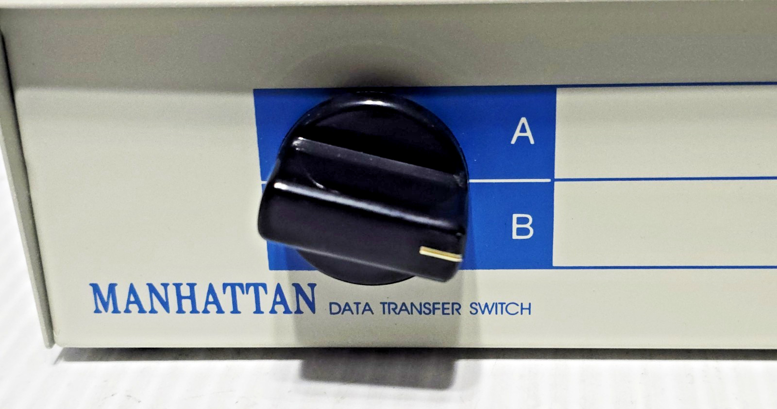 Manual DB-25 A/B Data Switch Box - Parallel Port Selector -Power-Free, Untested